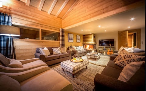 Propriété Airbnb réussie: Spacious and modern chalet 2-14 people à Montriond