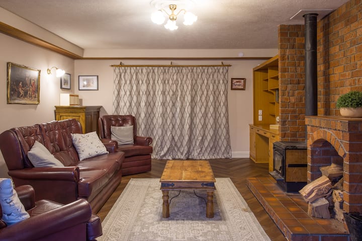 Large, Private 5 Bedroom Homestead With Pool - Pleasant Point