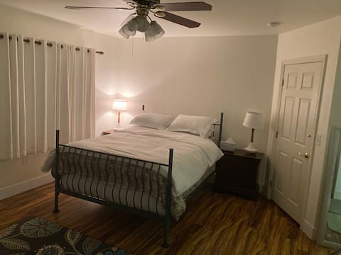 Popular Airbnb listing: LOCATION! Private> Entry, Bedroom, Bath & Patio in Culver City