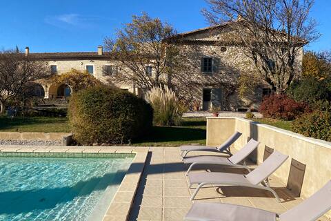 Le Mas de La Source, Marsanne, 26 people, 2 hectares