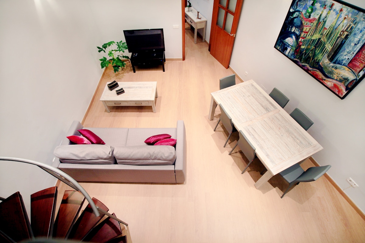 Top Airbnb: Studio in the ♥ of Barcelona! en La Dreta De L'eixample