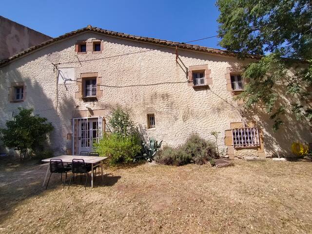 Can Torrelles, Rural Farmhouse in Riudarenes gallery image 2