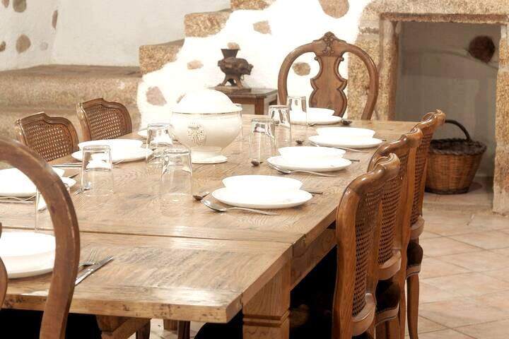 Can Torrelles, Rural Farmhouse in Riudarenes gallery image 3