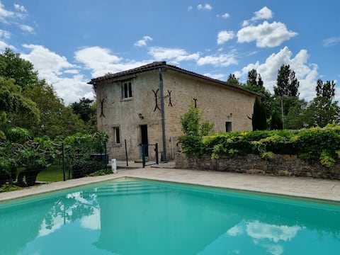 Charming cottage on the heights of Bruniquel