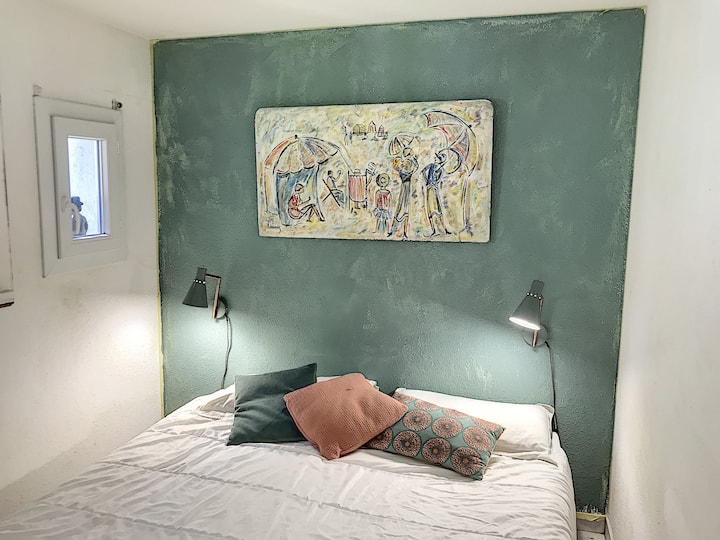 habitación en la planta baja, 2 camas individuales 80X180 o cama doble a su conveniencia, armarios empotrados