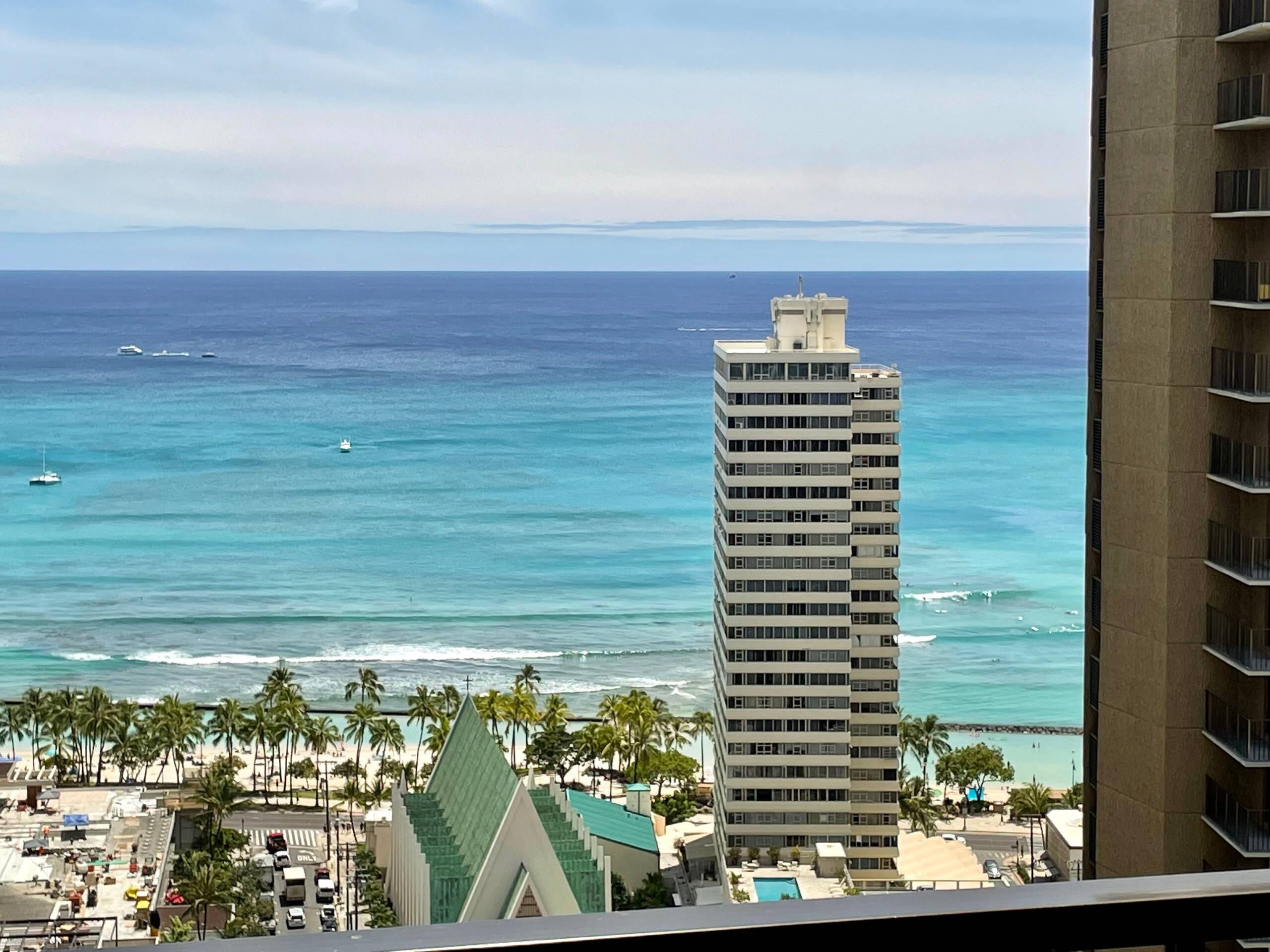 Condo in Honolulu · ★4.85 · 1 bedroom · 3 beds · 1 bath - Image 2
