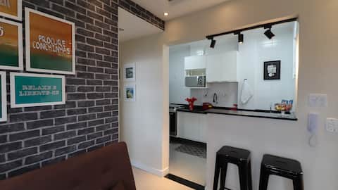 Charming apartment in Ponta da Praia. Close to everything! ⛱