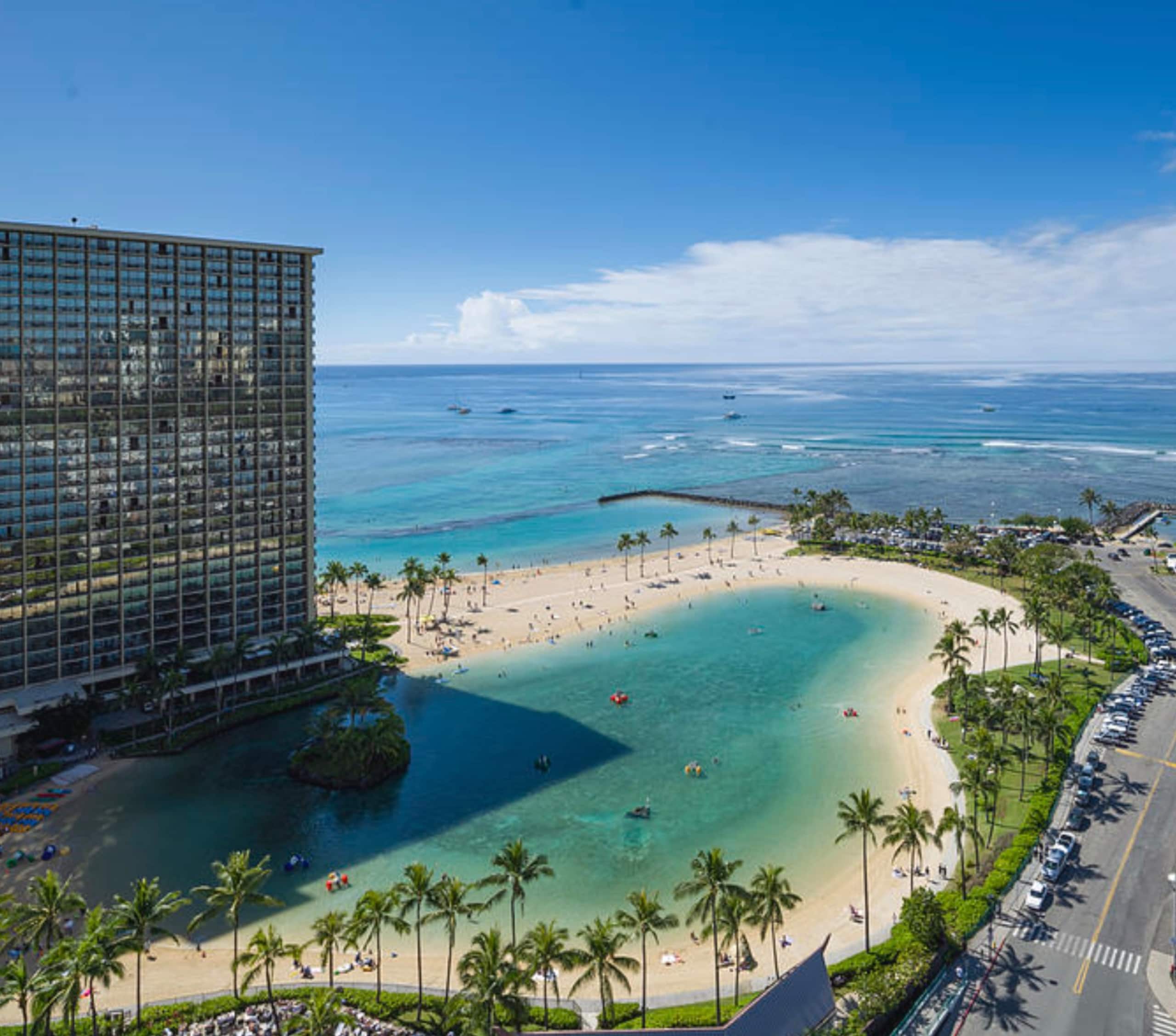 Condo in Honolulu · ★4.7 · 2 bedrooms · 4 beds · 2 baths - Image 24