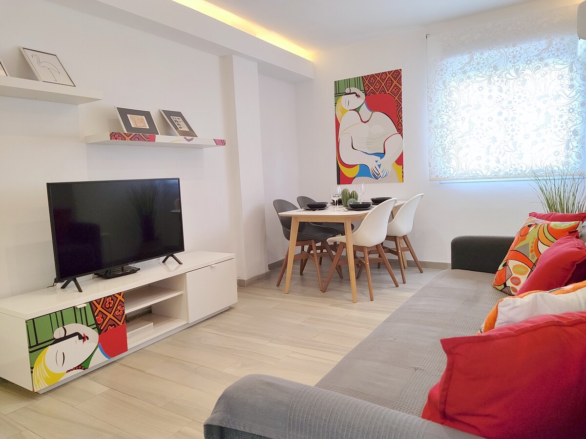 Propriété Airbnb réussie: S43: Design & relax near the city center and beach à Plaza De Toros Vieja