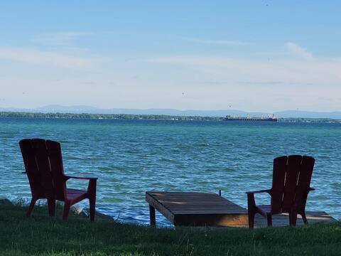 Lancaster Waterfront Retreat