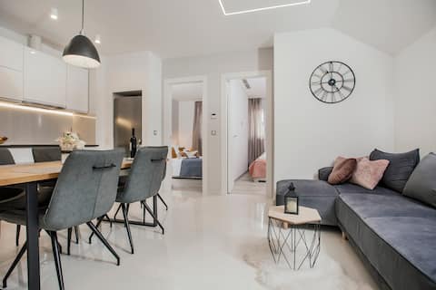 Luxury apartment White pearl