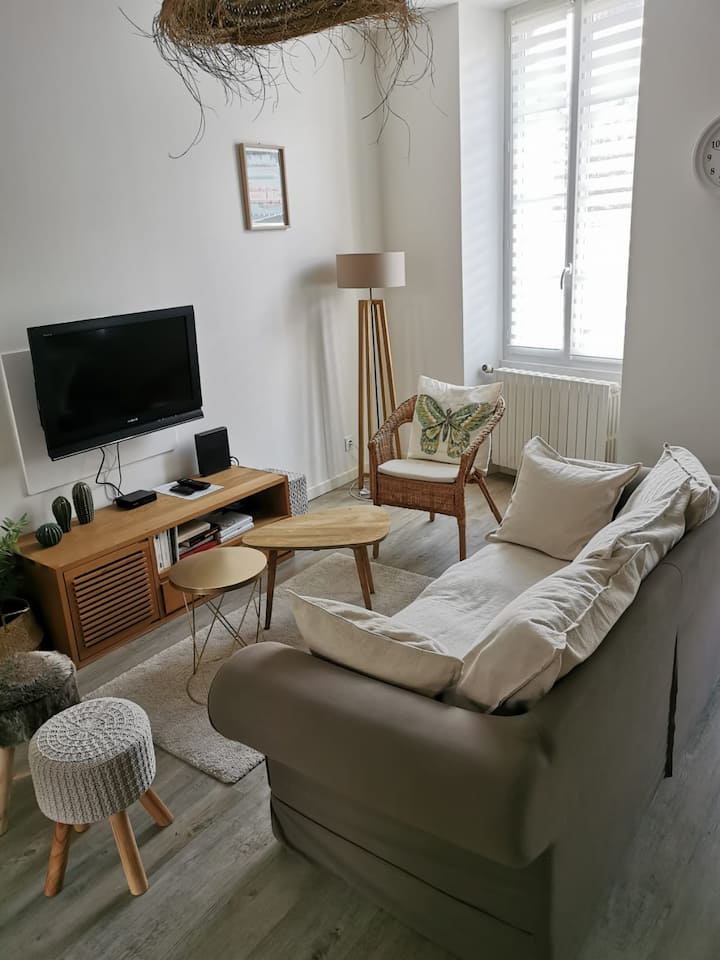 Agréable Maison De Ville, Stationnement Gratuit - Cognac