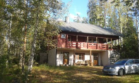 Uuper's cottage