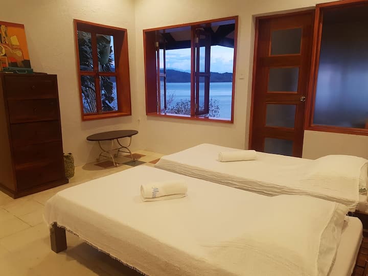 غرفة النوم 1