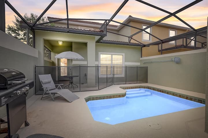 Disney 10mins, Free Heated Private Pool, Security Gated, Luxury Stay In Orlando - Florida