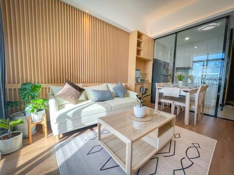 Cozy two-bedrooms apartment to rent