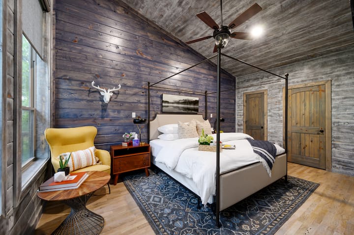 Rilassati e torna indietro nel grande 2 ° bagno privato.