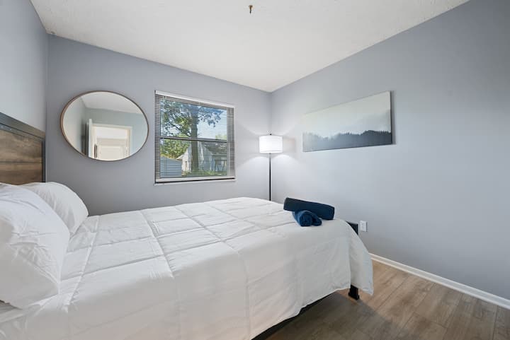 Dormitorio 2 (cama tamaño queen)