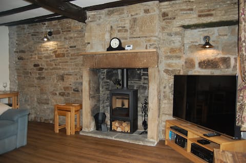 Top Airbnb: Siglesdene Cottage, a characterful 2 bed cottage. in Bradford