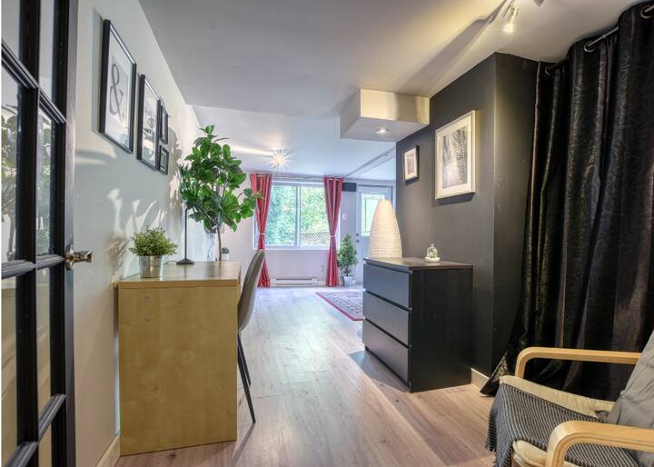 8 Best Airbnb Vacation Rentals In Boucherville, Canada Updated 2024