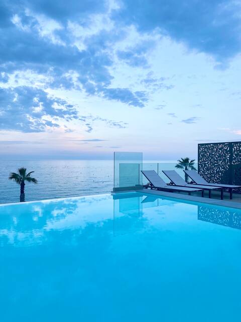 Waterfront Loft with Rooftop Privé Ranked 5*