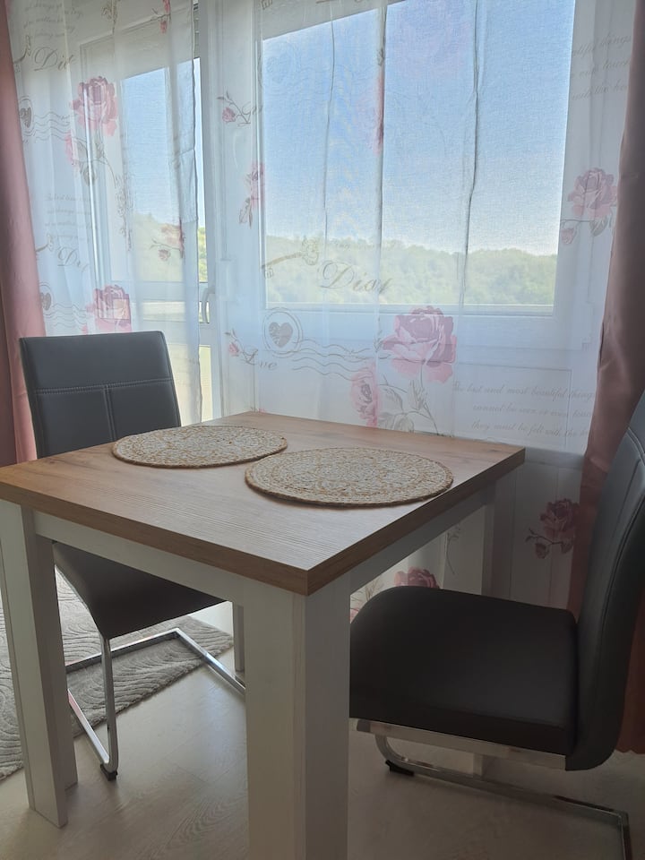 Hegyalja Apartman - A Piece Of Love - Miskolc