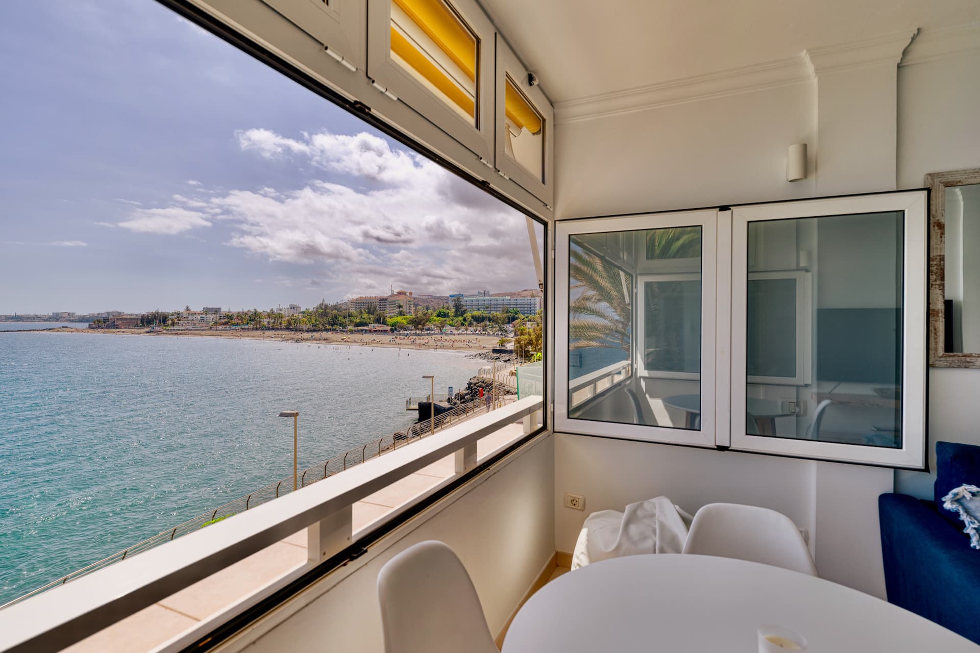 ★ Seaside Studio w/ Sunset Views + Fast Wifi ★ — photo 3