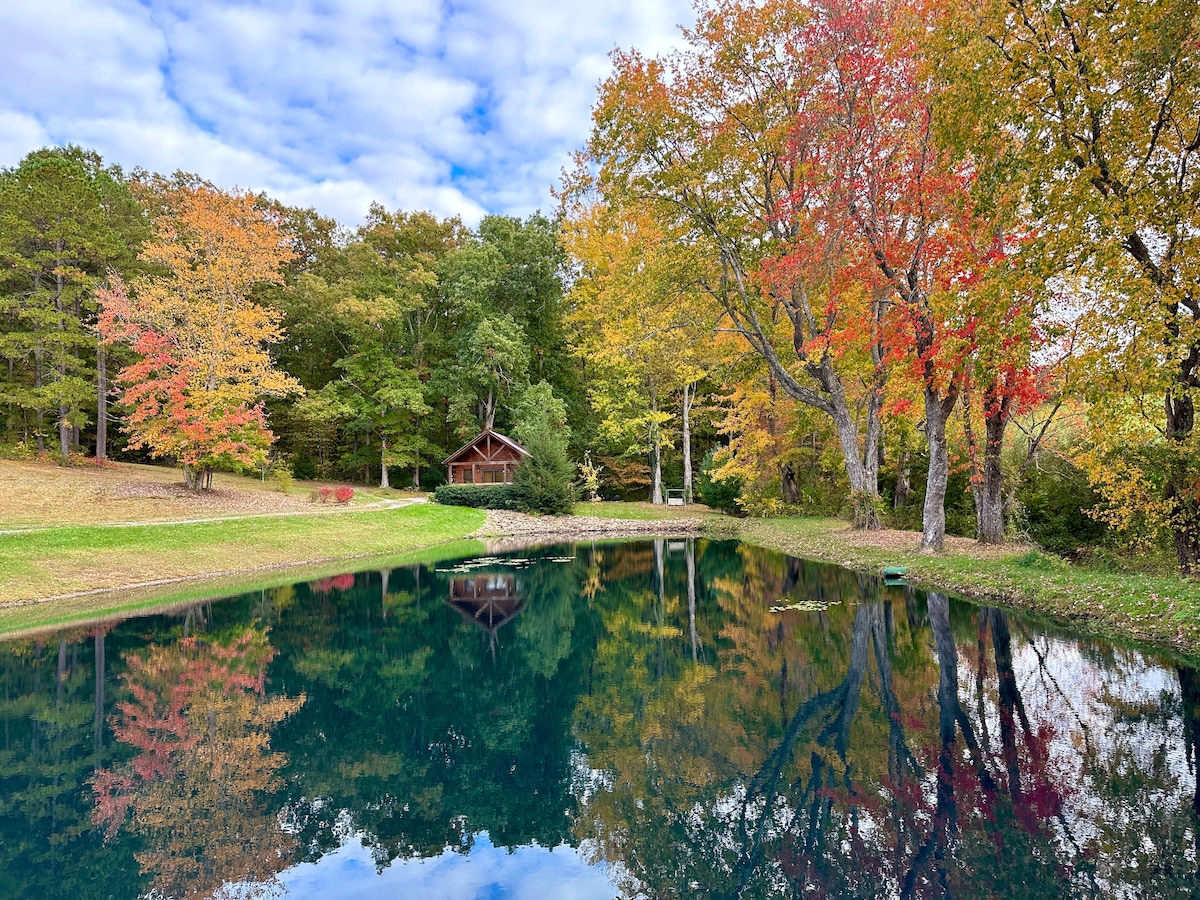 Peaceful getaway for couples Hemlock Haven LLC Cabins for Rent in