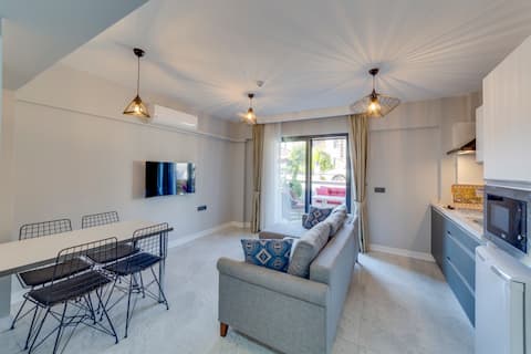 Successful Airbnb property: Taylan Apartments D3 in Kuşadası