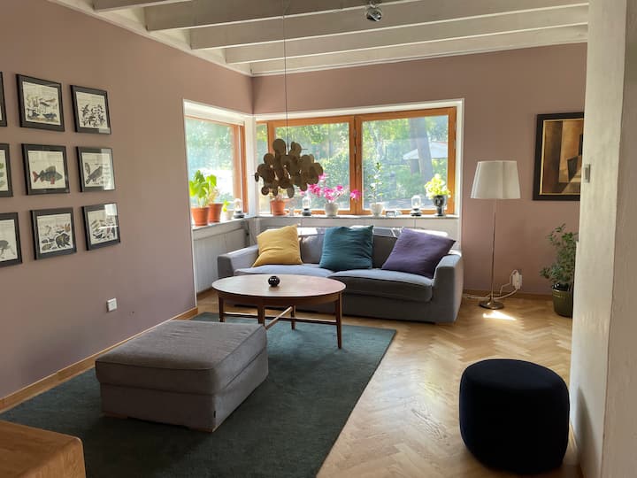 Big Villa With A Lush Garden, Lidingö/stockholm - Stockholm