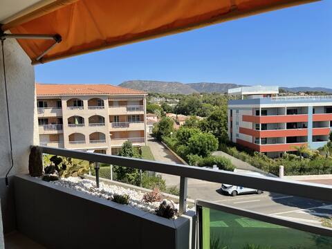 Bormes-les-Mimosas - Apartment 25m2 with balcony - 4P