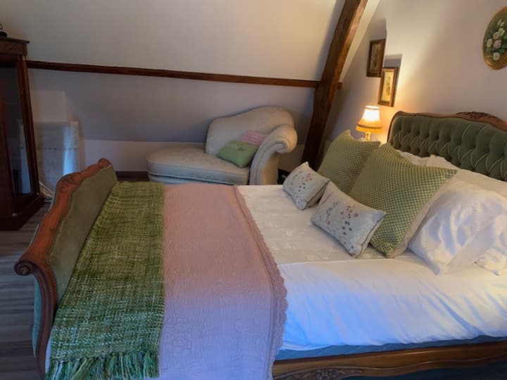 Საძინებელი.