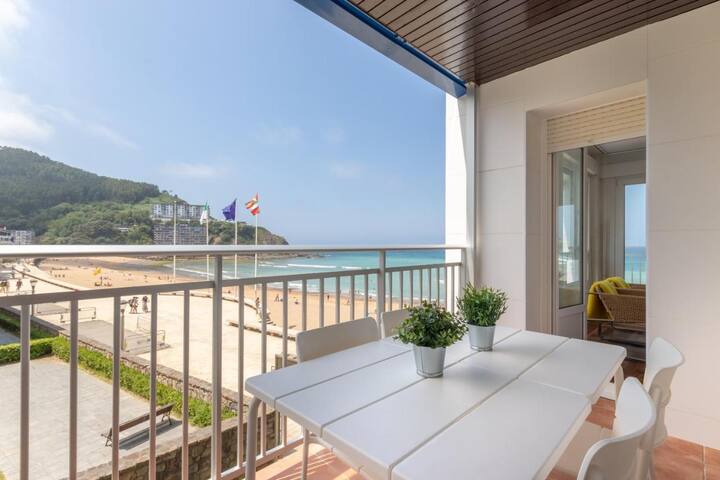 Bakio Beach gallery image 3