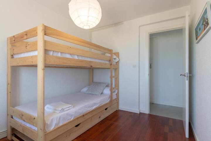 Bakio Beach gallery image 5