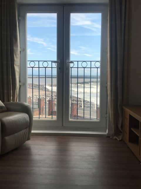 Beachfront pet friendly townhouse, Stunning views.