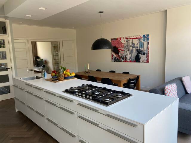 Beautiful house with sunny garden nearby the beach gallery image 2