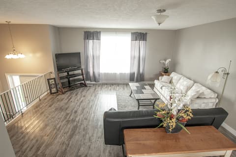 Lovely 2 Bedroom Apartment with all the amenities!