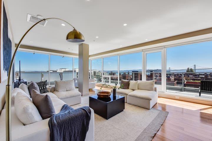 Stunning Luxury Condo With Best Views In Sf! - San Francisco, CA