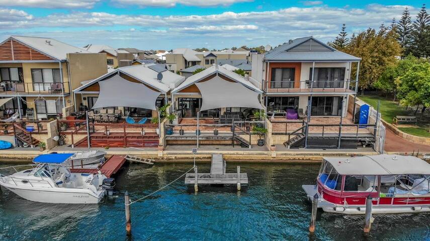 Canal Views – gorgeous Mandurah holiday home gallery image 3