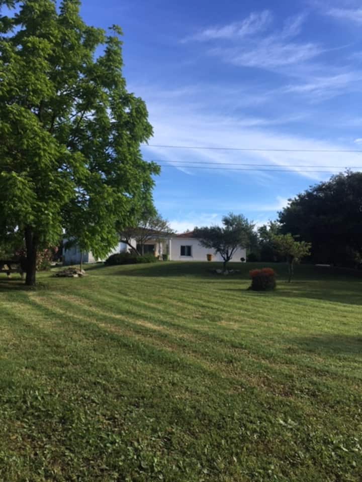 Maison Avec Piscine Et Jardin Près Des Cévennes - Sommières