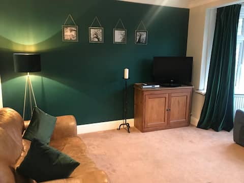 Spacious 3 bedroom family home, with parking.