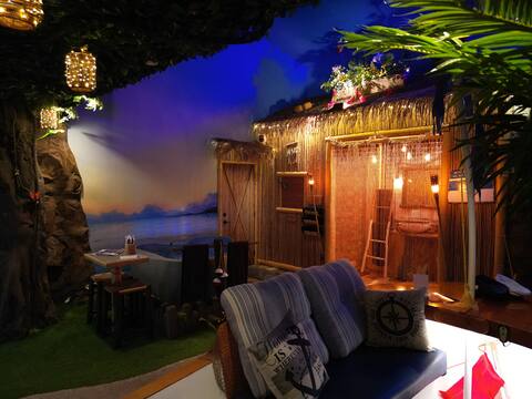 Tropical full themed couplesgetaway. Read reviews!