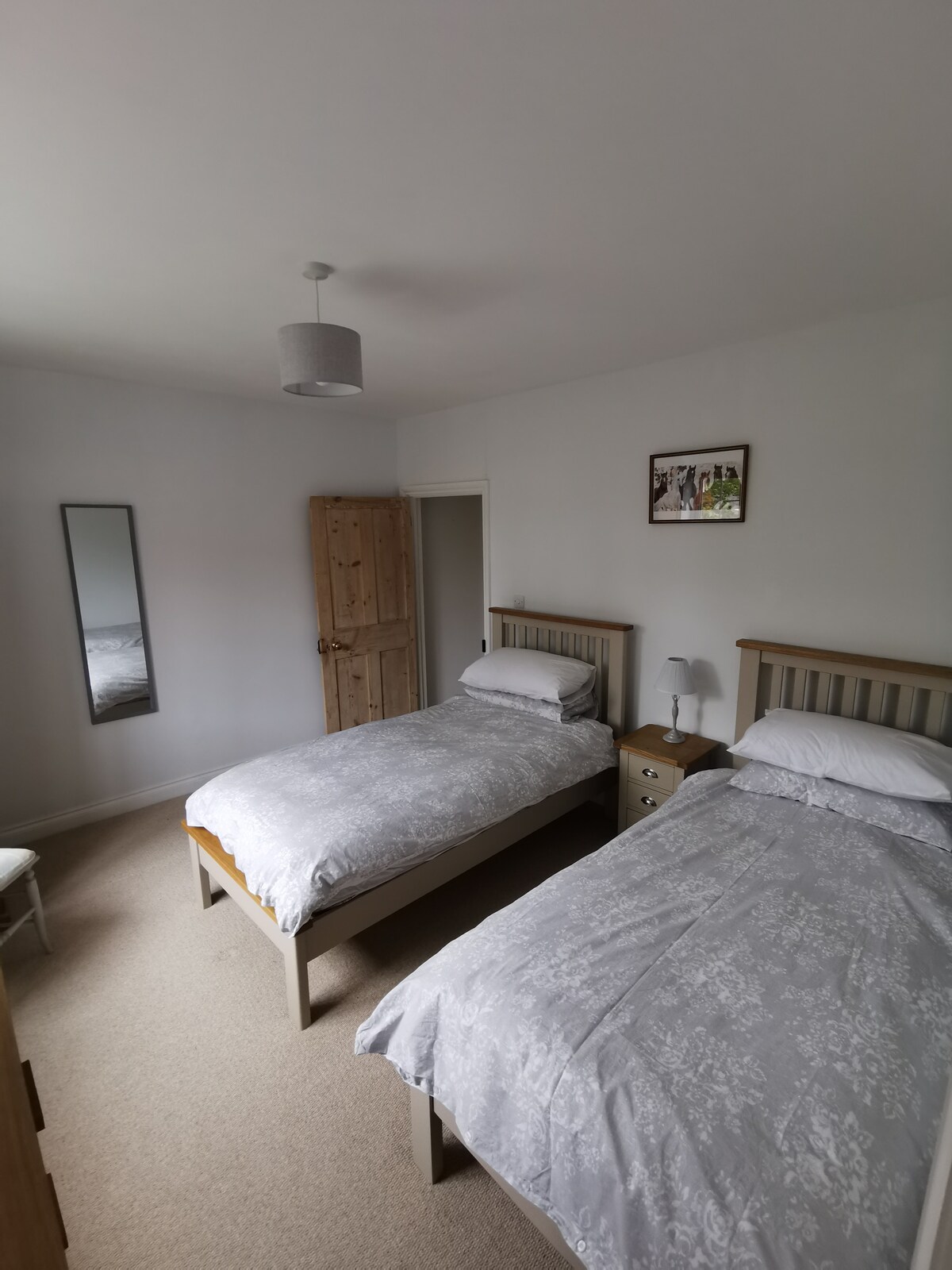 Chumba cha 2 cha kulala kilicho na vitanda viwili