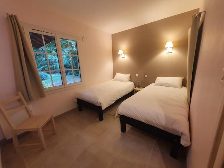 საძინებელი 2