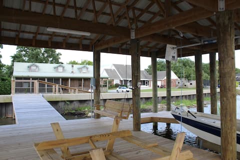 3-bedroom fishing camp with dock and boat slip