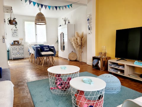 Charming house with Brestgarden ,1000m from sea