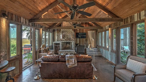 Hatcher House w/ docks, pool, and private firepit