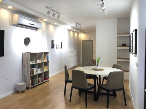 SuCasa Modern & Full of Light