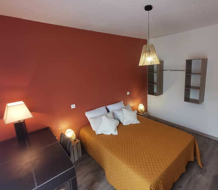 საძინებელი 2