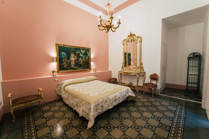the room seen from one side